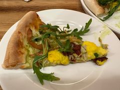 烤鸡奶酪蔬菜披萨-城市大道红炉披萨烘焙坊