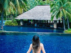 -三亚湾海居铂尔曼度假酒店