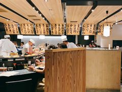 环境-回転寿司酒場 銀座沼津港