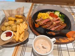 -菲滋意式餐厅(富阳东方茂店)