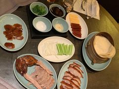 凯悦果木烤鸭-西安凯悦酒店·湖畔中餐厅