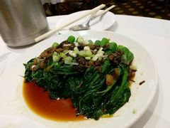 梅菜炒菜心-稻香酒家·33年老字号·港式粤菜(富邦中心店)