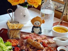 牛排拼盘-火车头法国西餐厅