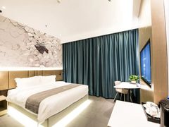 -格林东方酒店(北京国贸四惠高碑店地铁站店)