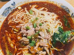 泡椒鸡杂小面-丁丁猫重庆小面(徐州路店)