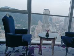 -大连星海皇冠假日酒店