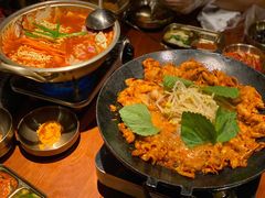 铁板章鱼五花肉-春熙台韩国料理·章鱼肥牛(西丽店)