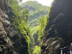 -龙水峡地缝景区
