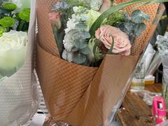 -亭亭鲜花店(中山北路店)