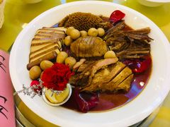 -山明水秀大饭店