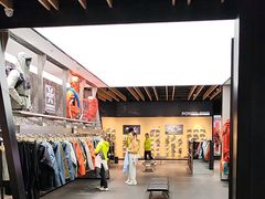 -凯乐石KAILAS(万国奥特莱斯店)
