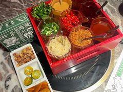 -禄婶鸡煲·打边炉