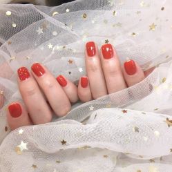 -蜜丝卡伦美甲美睫半永久