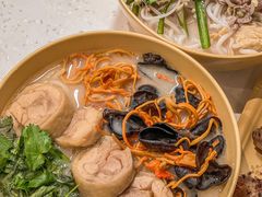-谭仔米线(皇庭广场店)