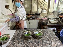 -正宗杨记普洱酸醋米线(总店)