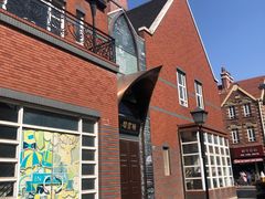 -钟书阁(松江泰晤士小镇店)