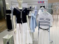 -百盛(万象城店)