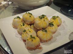 芝麻葱煎包-小巴辣子川湘菜餐厅(星游城店)