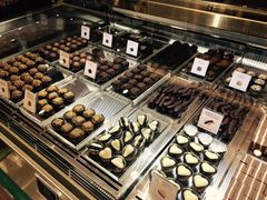 -VENCHI 闻绮(北京国贸商城店)