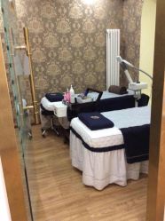 -苗方清颜痘肌研究所