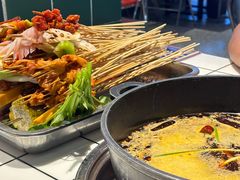 -九街淑芬掌中宝串串公司(内街文化创意园店)