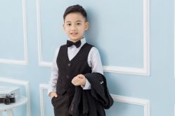 -小熊维尼高端儿童摄影(南山信和店)