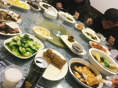 -唔呶喔哩酒家(生产街店)