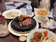 -秘密旅行Bonjour(黑金冠 江南西店)