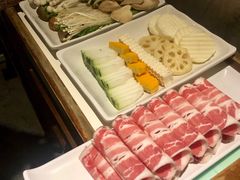 优质肥牛-百年果林椰子鸡(中洲店)