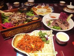 酸萝卜炒牦牛肉-吉祥圣雪藏餐