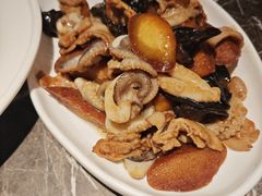 -前海沿·青岛菜(李沧万达店)
