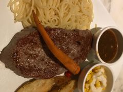 -绿茵阁(体育西分店)