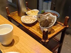 -川东坝子火锅(宝龙店)