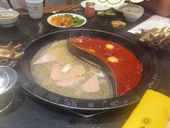 -重庆德庄火锅(体育中心店)