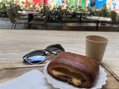 -VERIE BAKEHOUSE