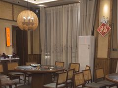 -湘力力小院·鱼汤泡饭(枫林路店)