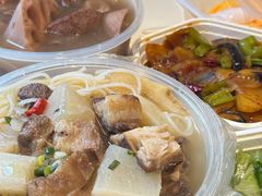 -燕子煨汤(山海关路店)