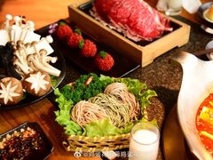 -湊湊火锅·茶憩(新中关购物中心店)