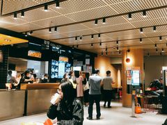 -麦当劳(中山公园龙之梦店)