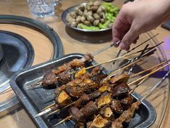 -马路牙子烧烤音乐酒馆(望京店)