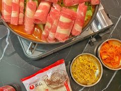 部队火锅-HONGA HONGA雄家(曹路店)