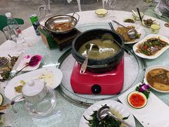 -墨脱石锅椰子鸡•海鲜糟粕醋(榆亚路店)