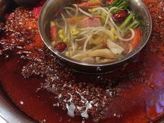 -岗上渣渣老火锅(两路口店)