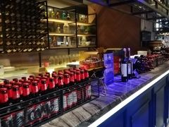 -V-ONE西雅图海鲜自助餐厅(仓山万达广场店)