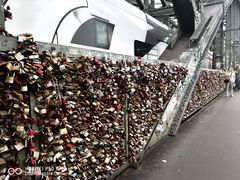 -科隆霍亨索伦桥爱情锁