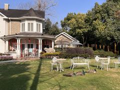 -J Create城市露营咖啡·简餐·宠物(上海动物园店)