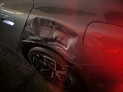 -鲨鱼皮汽车凹陷玻璃修复(静安店)