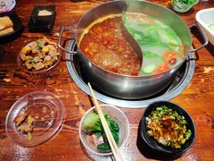 鸳鸯锅底-乐山串串香老火锅(鼓楼店)