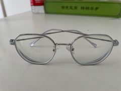 -新视达眼镜店·蔡司·依视路(名镜苑店)