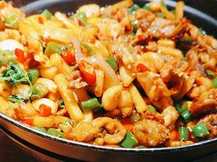 -先启半步颠小酒馆|猛火现炒川菜(泰州首店)